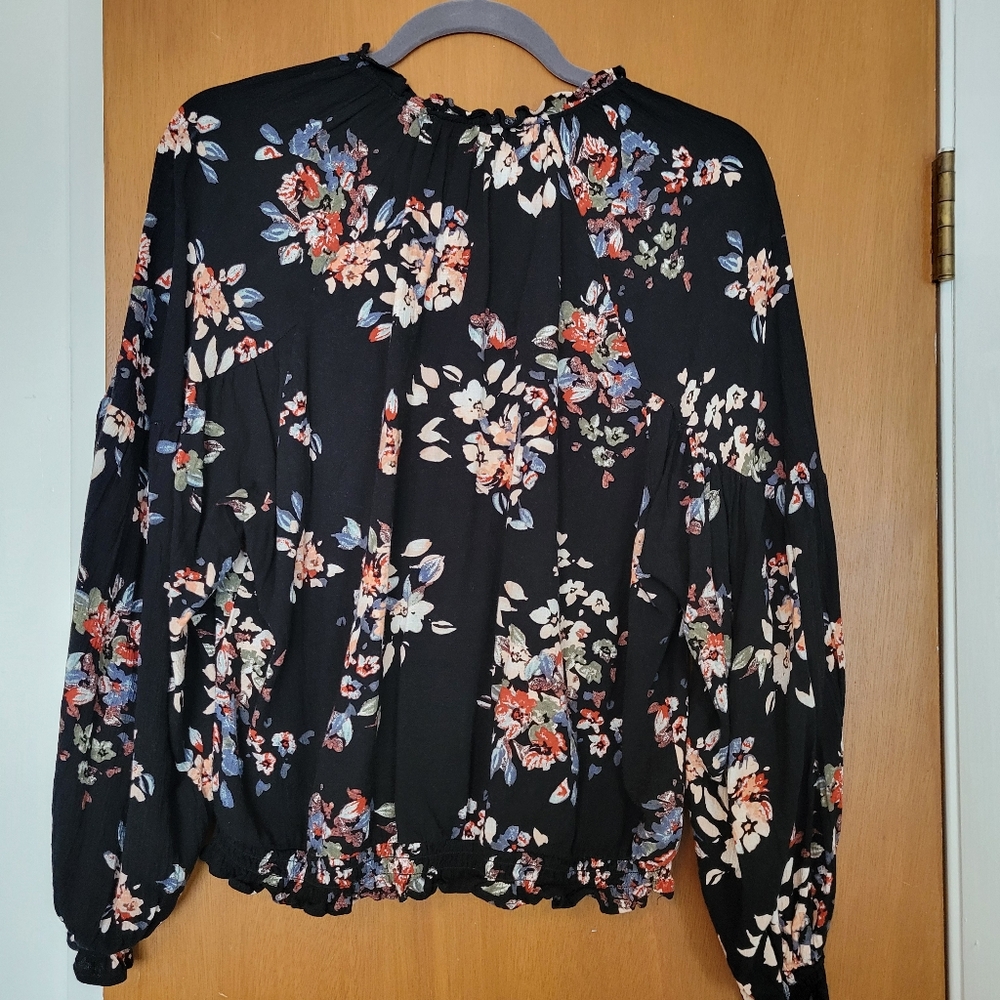 American Rag blouse - Picture 5 of 5